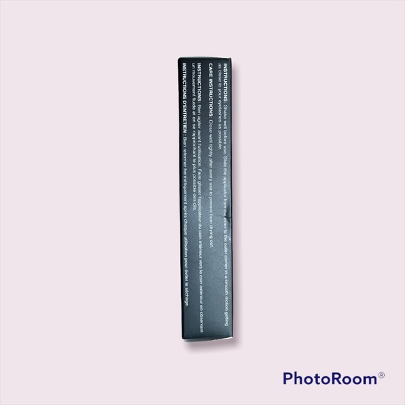 Aesthetics Liquid Eyeliner - Picture 3 of 3